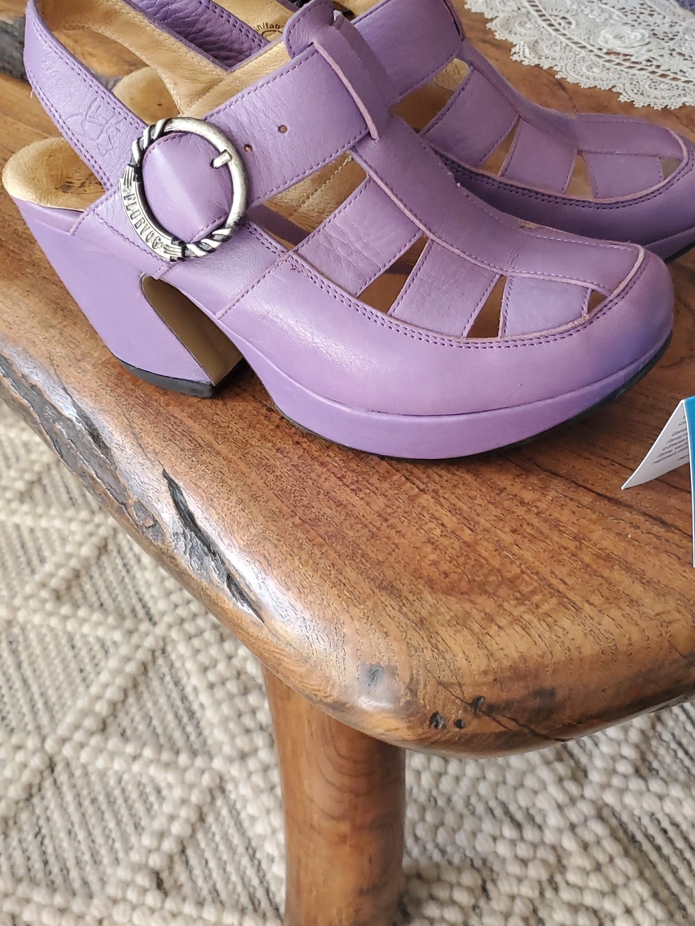 John Fluevog Lavender Leather Cutout Slingback Sandals - Picture 8 of 9